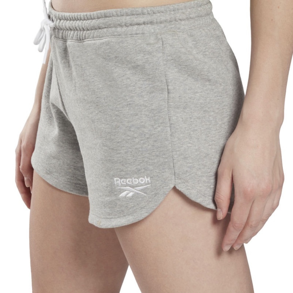 NWT Reebok Women's French Terry Pull-on Shorts Heather Grey Size XL